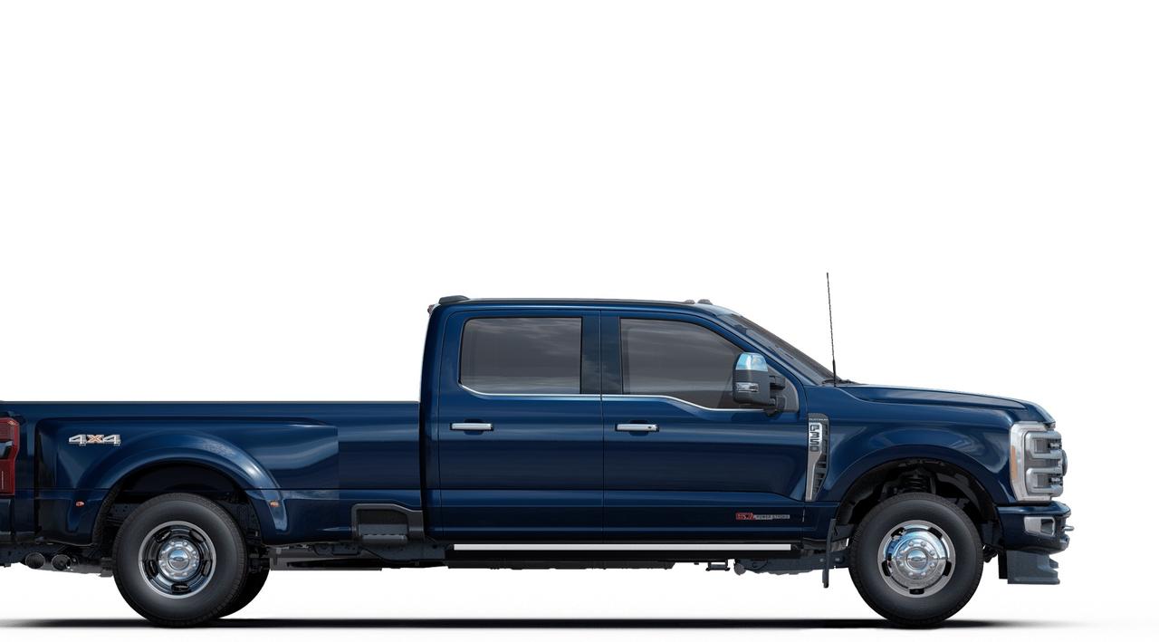 2023 Ford F-350 Super Duty Platinum Photo4