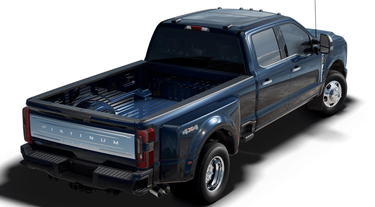 2023 Ford F-350 Super Duty Platinum Photo2