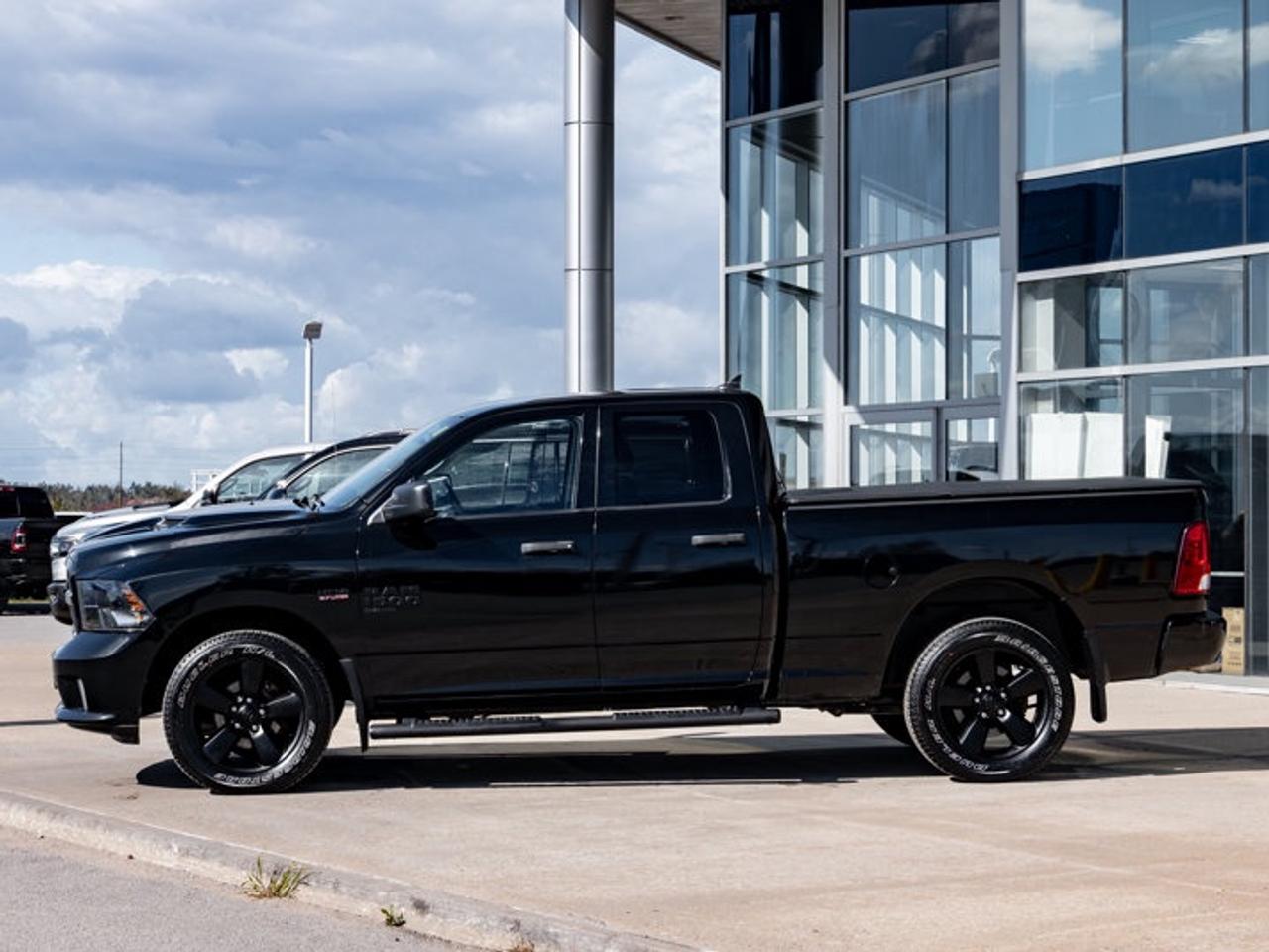 2019 RAM 1500 Classic EXPRESS Photo