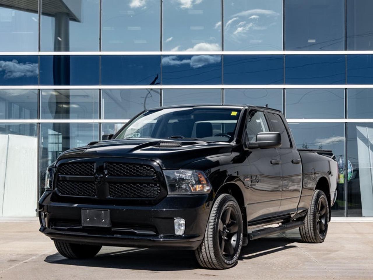 2019 RAM 1500 Classic EXPRESS Photo5