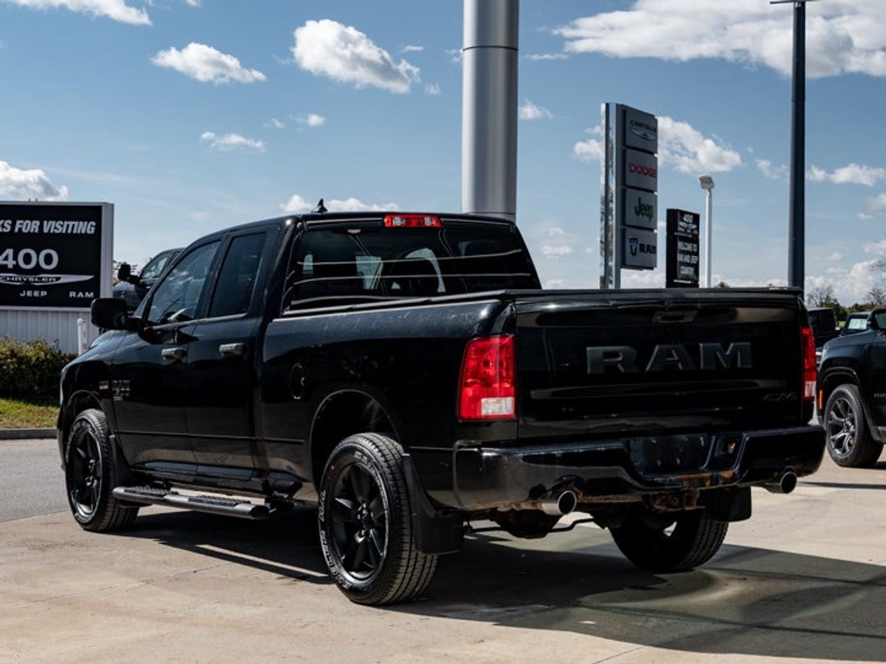 2019 RAM 1500 Classic EXPRESS Photo