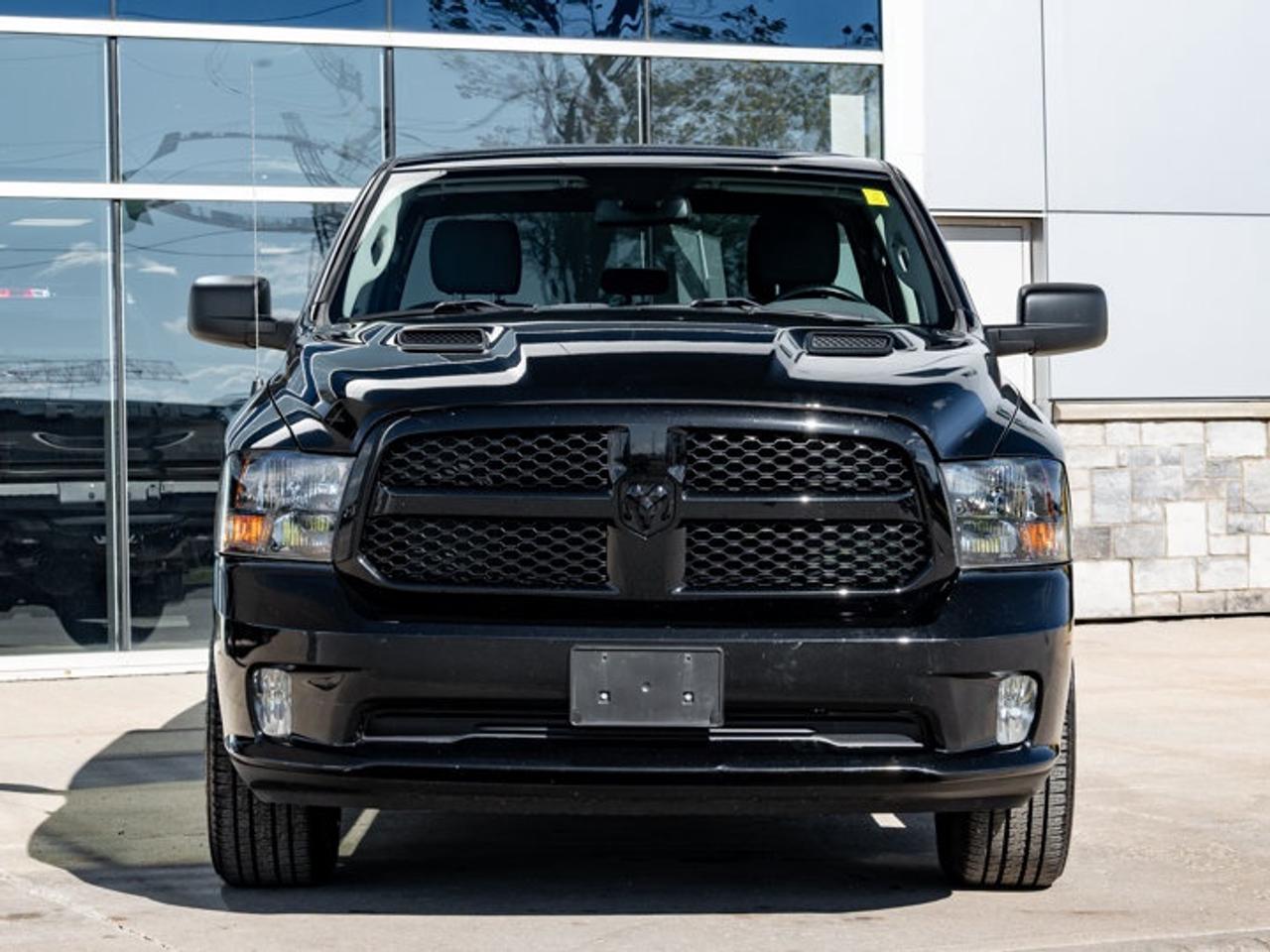 2019 RAM 1500 Classic EXPRESS Photo