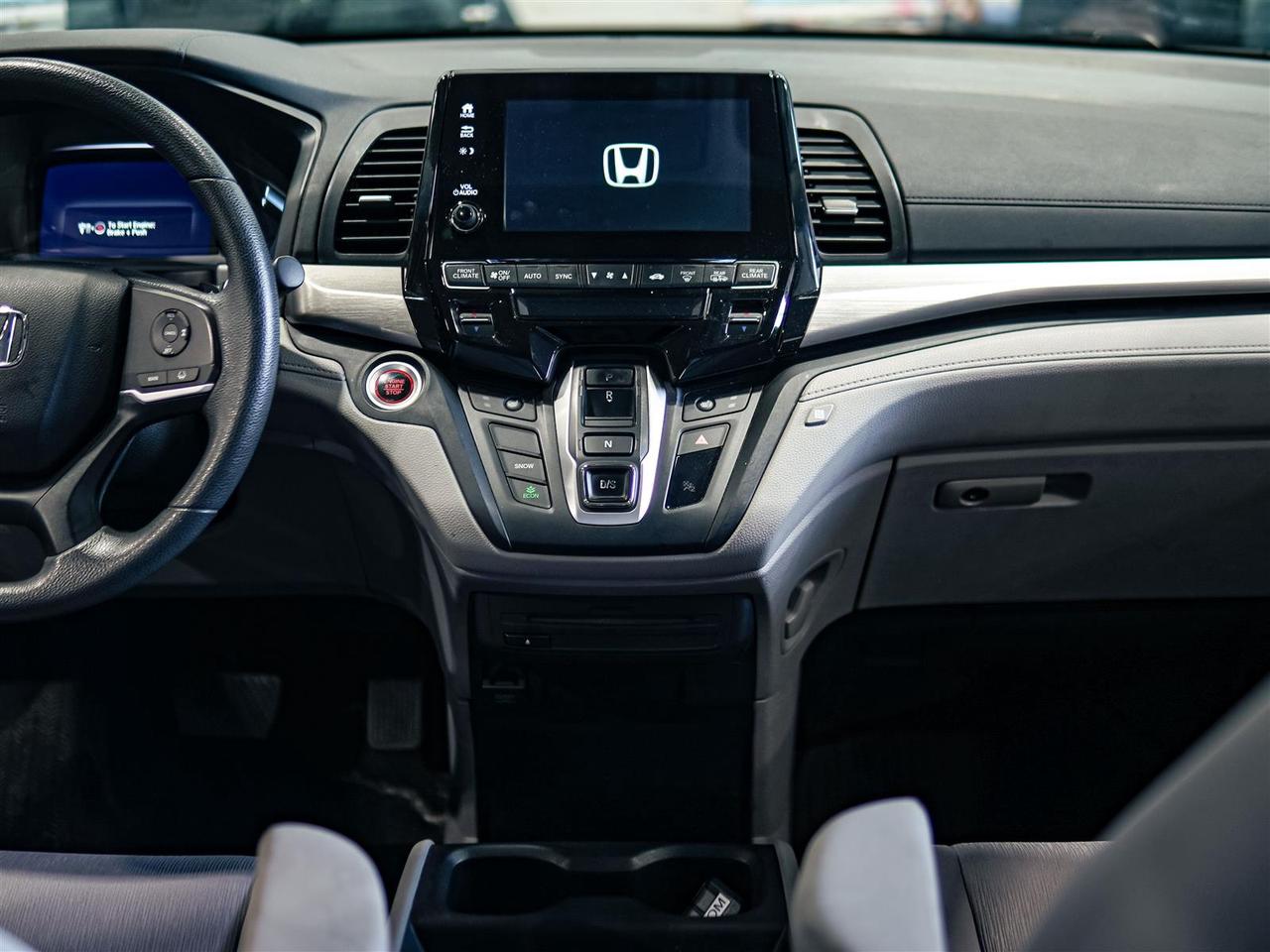 2018 Honda Odyssey EX | 8 PASS | SUNROOF | NO ACCIDENTS Photo