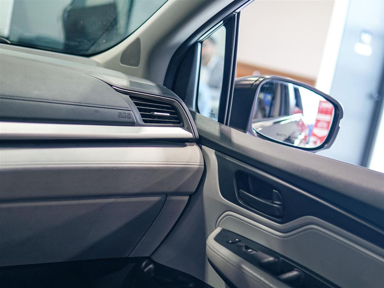 2018 Honda Odyssey EX | 8 PASS | SUNROOF | NO ACCIDENTS Photo