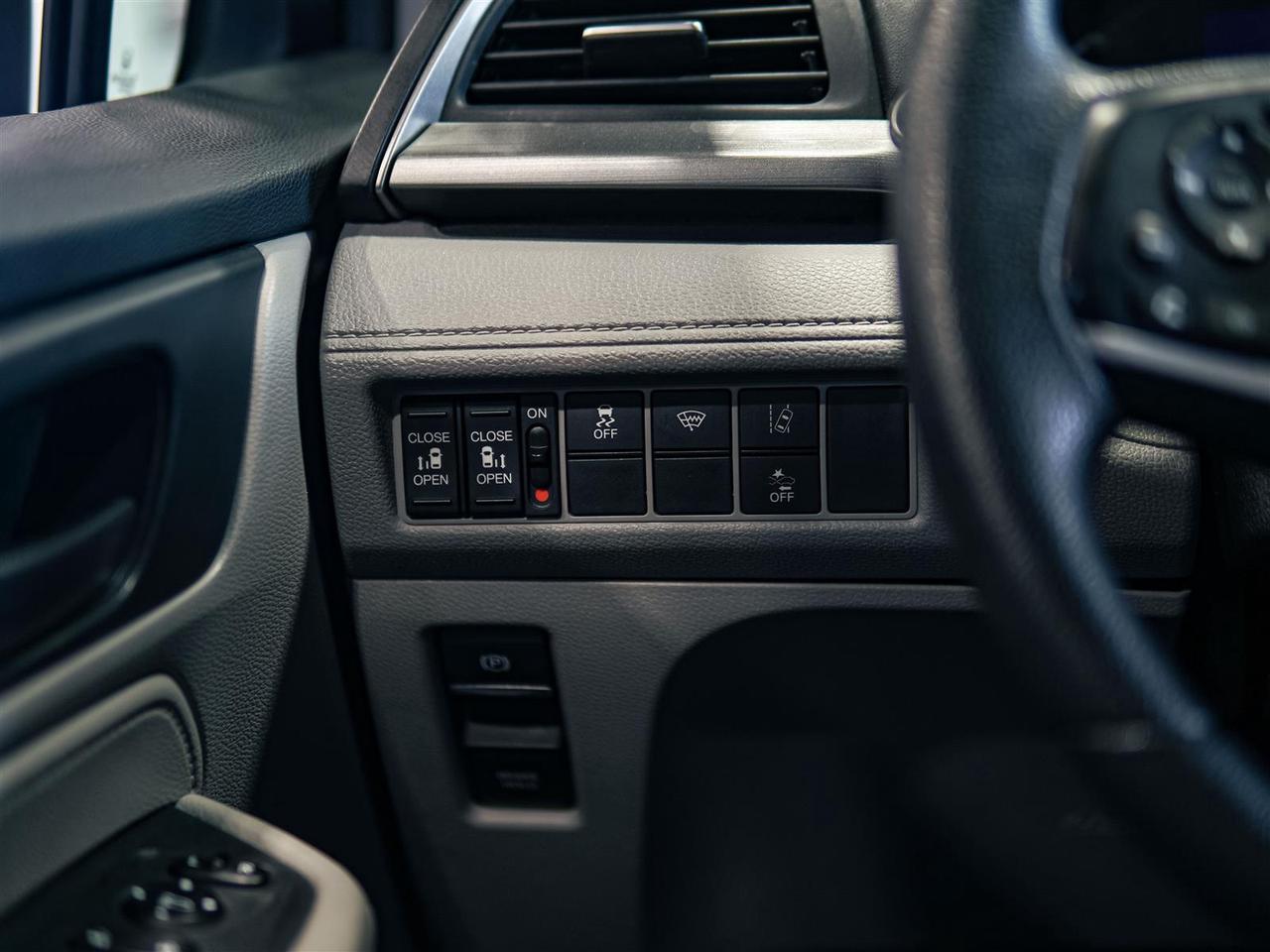 2018 Honda Odyssey EX | 8 PASS | SUNROOF | NO ACCIDENTS Photo