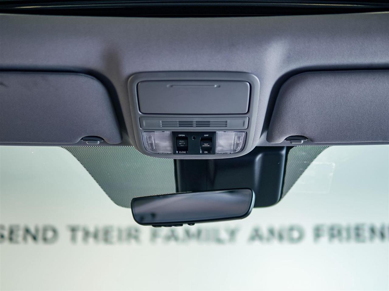 2018 Honda Odyssey EX | 8 PASS | SUNROOF | NO ACCIDENTS Photo
