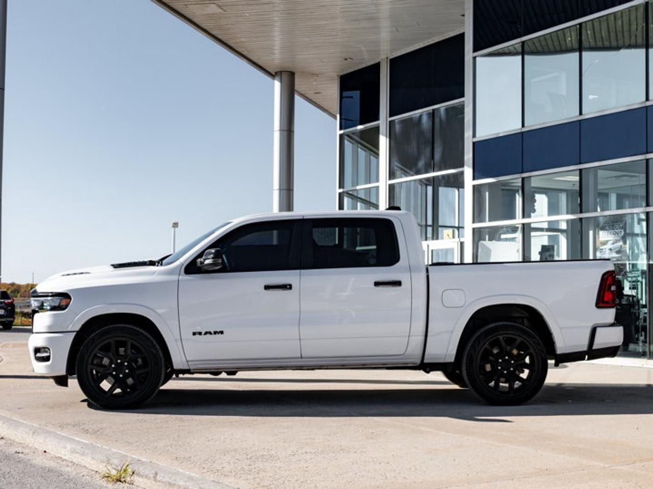 2025 RAM 1500 Laramie Photo
