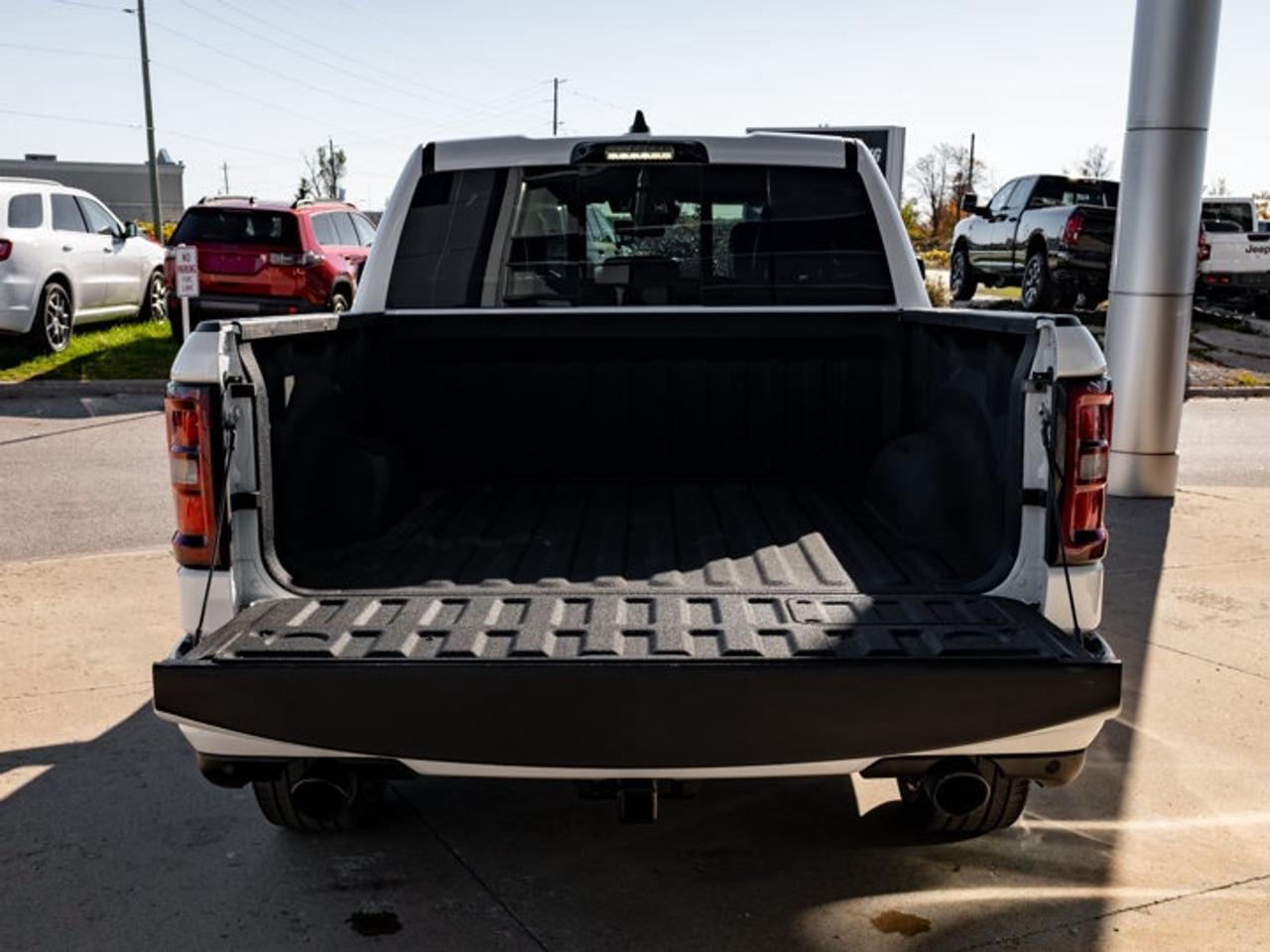2025 RAM 1500 Laramie Photo