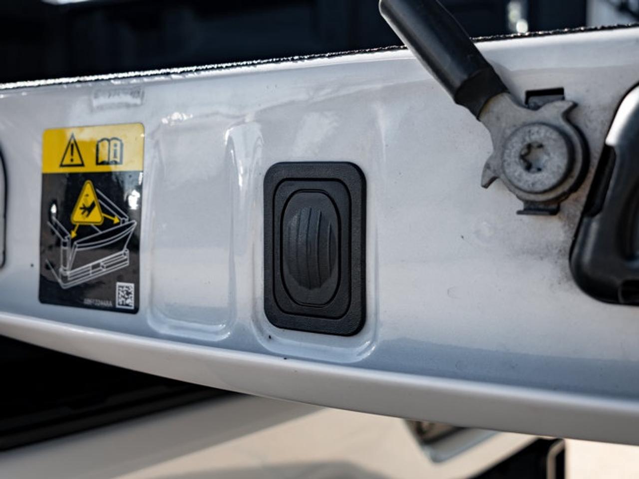 2025 RAM 1500 Laramie Photo