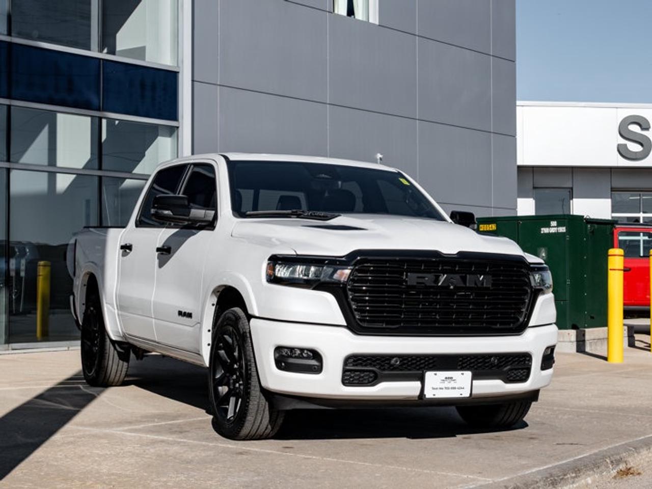 2025 RAM 1500 Laramie Photo