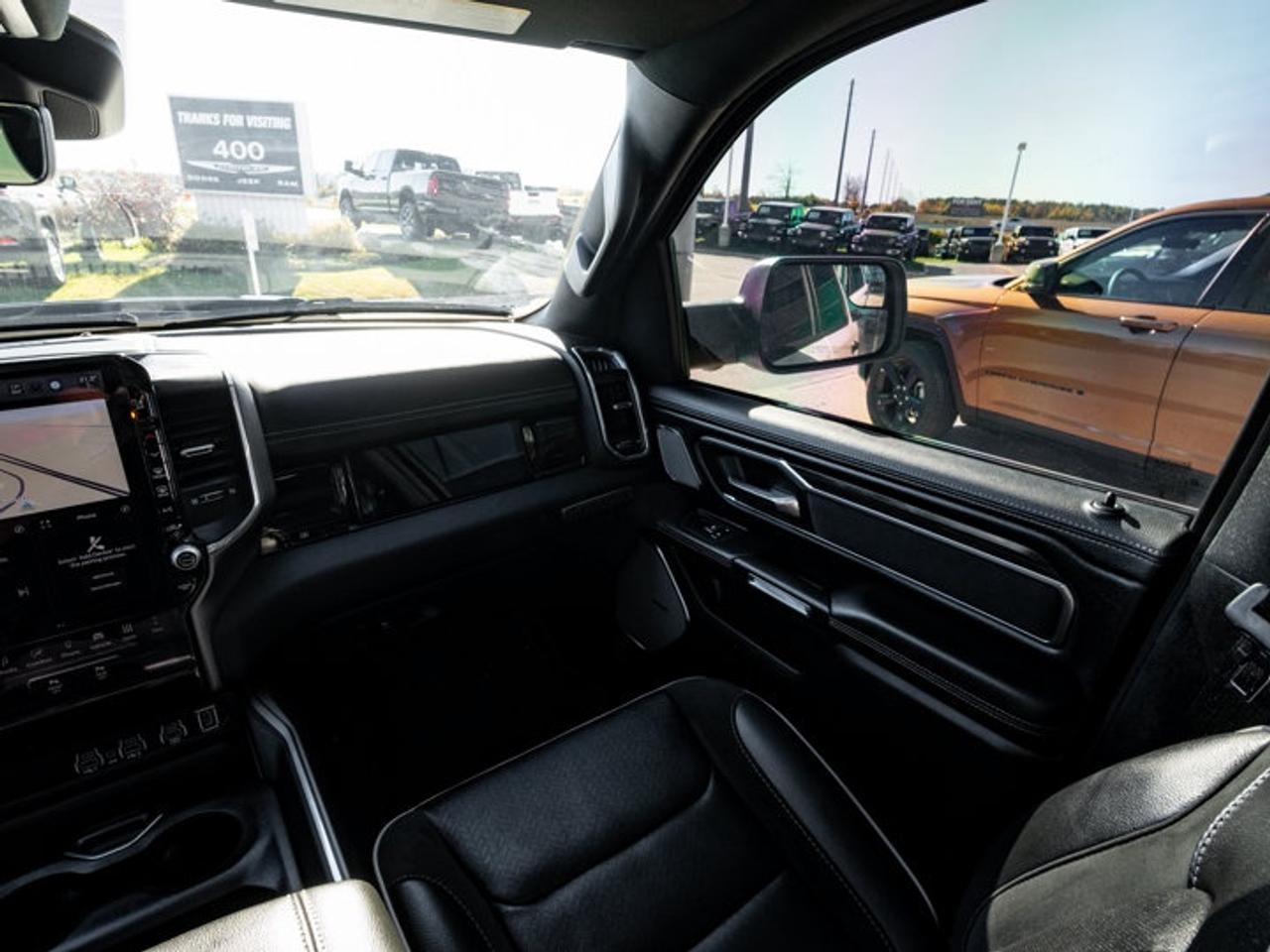 2025 RAM 1500 Laramie Photo