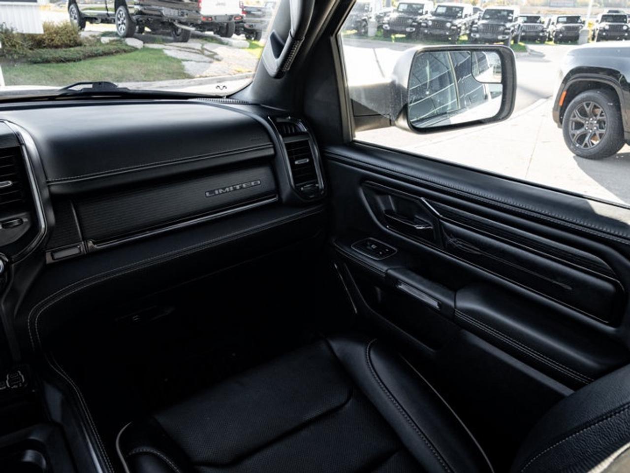 2022 RAM 1500 Limited Photo