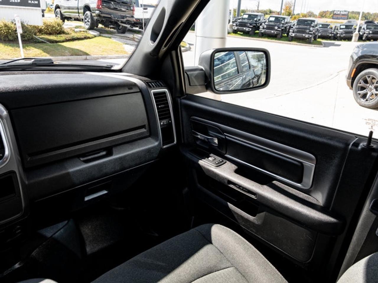 2022 RAM 1500 Classic WARLOCK Photo
