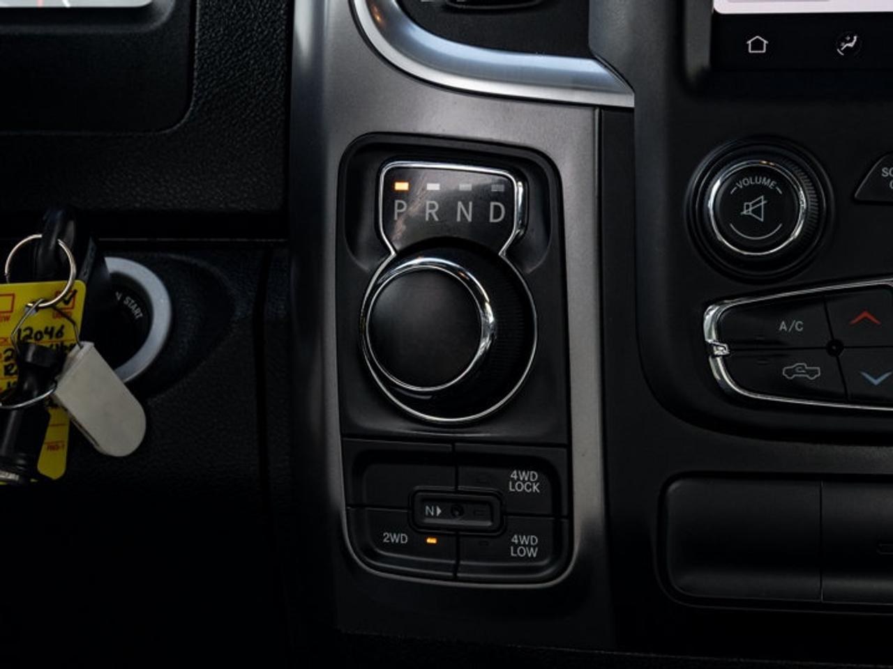 2022 RAM 1500 Classic WARLOCK Photo