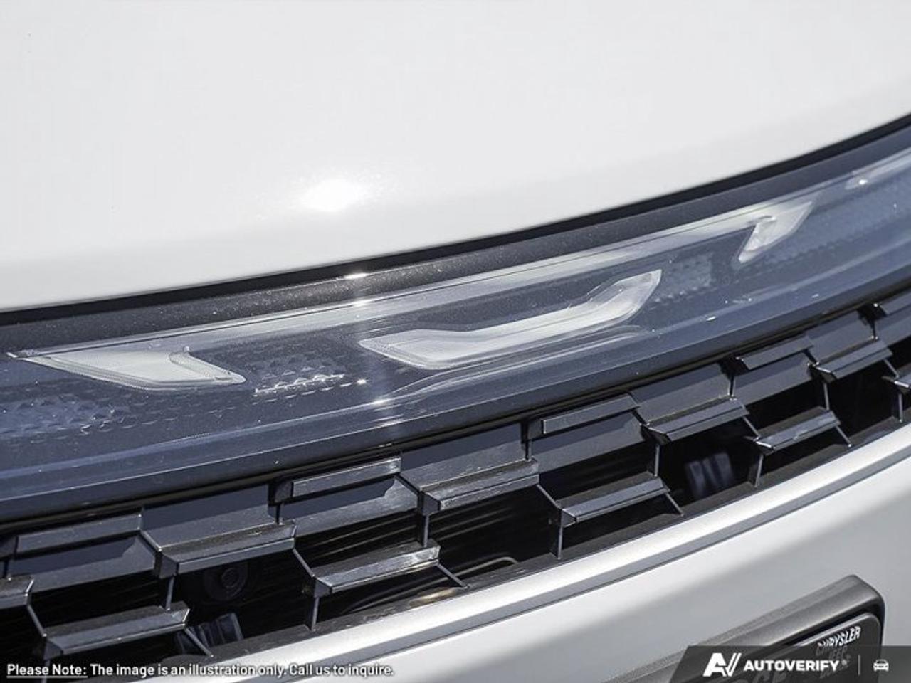 2027 Chrysler Pacifica Select Photo