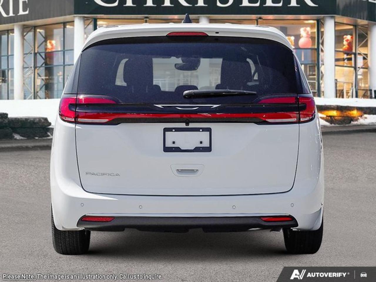 2027 Chrysler Pacifica Select Photo