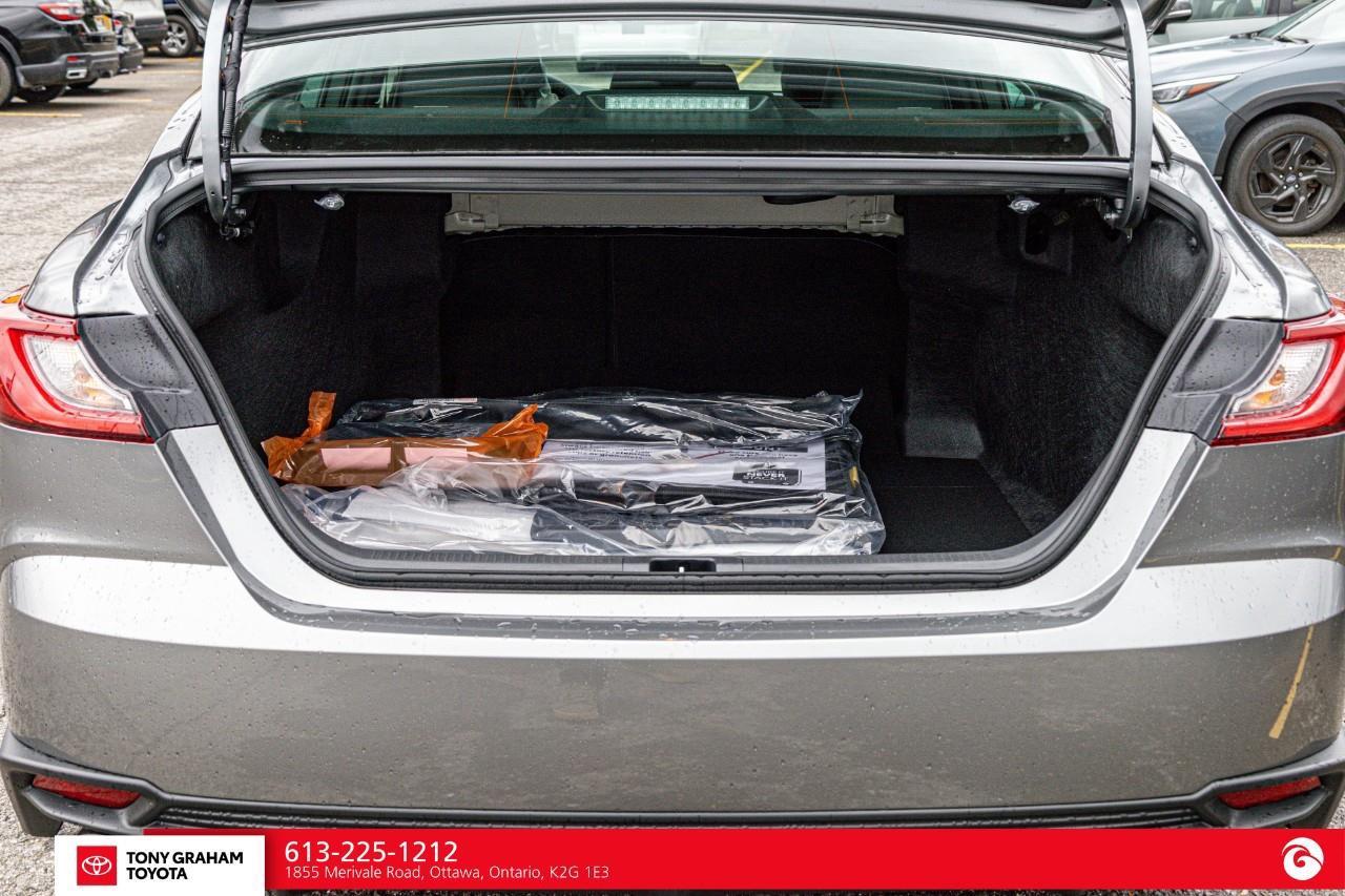 2026 Toyota Camry SE Upgrade Photo