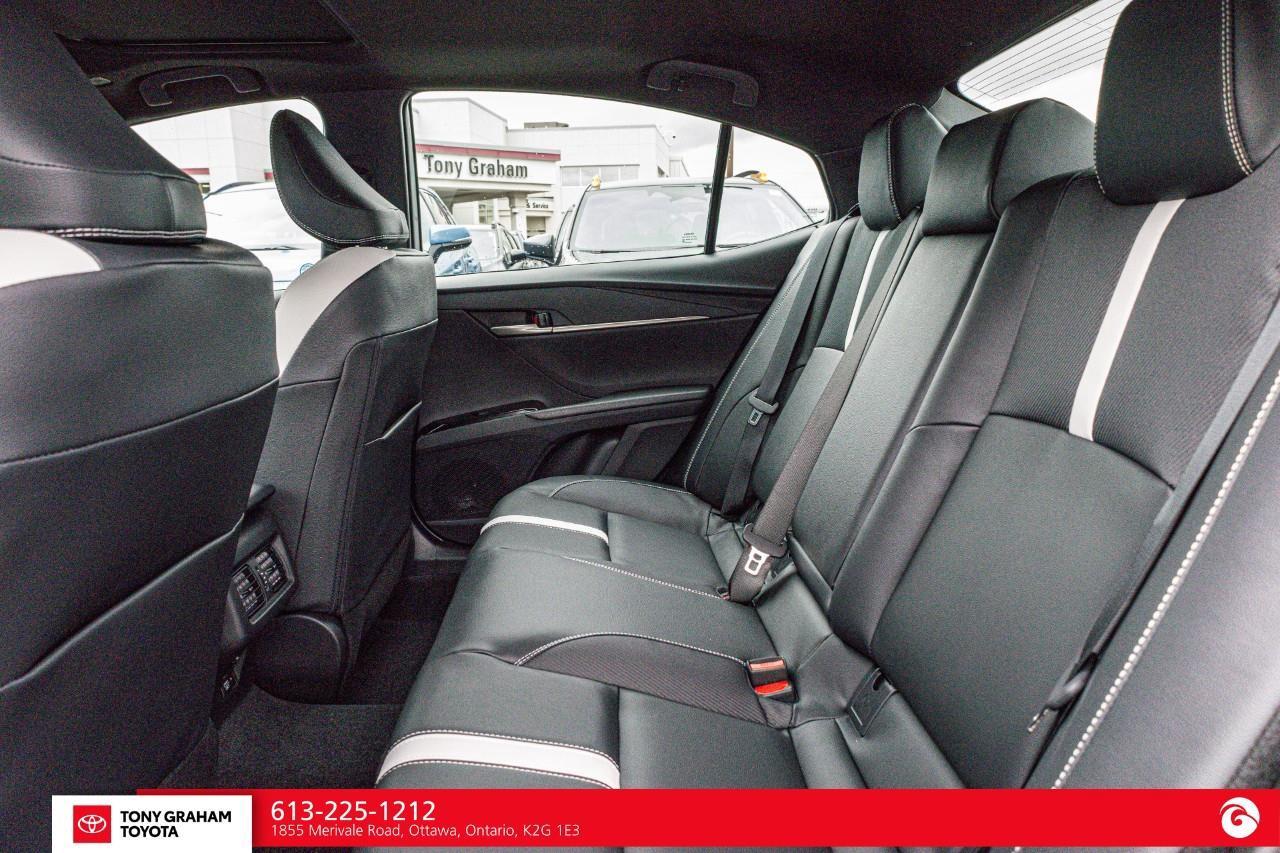 2026 Toyota Camry SE Upgrade Photo