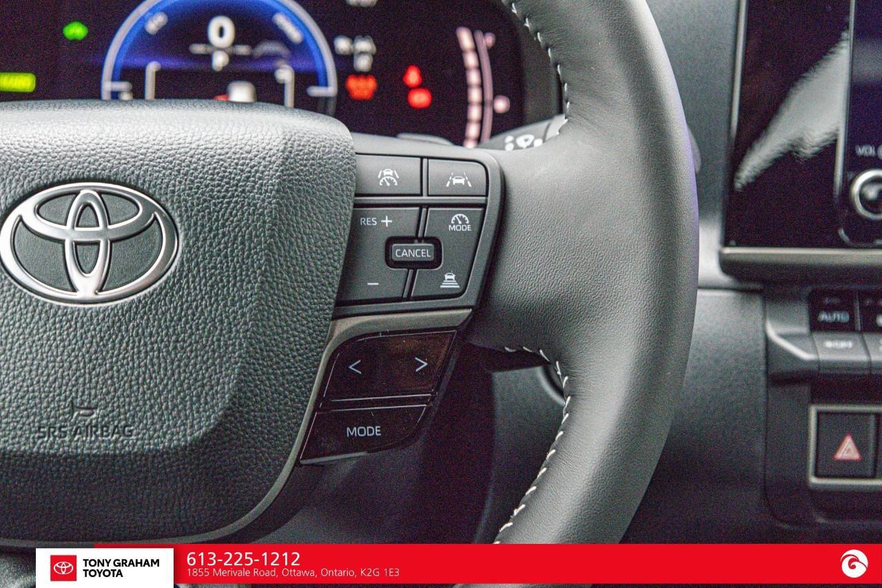 2026 Toyota Camry SE Upgrade Photo
