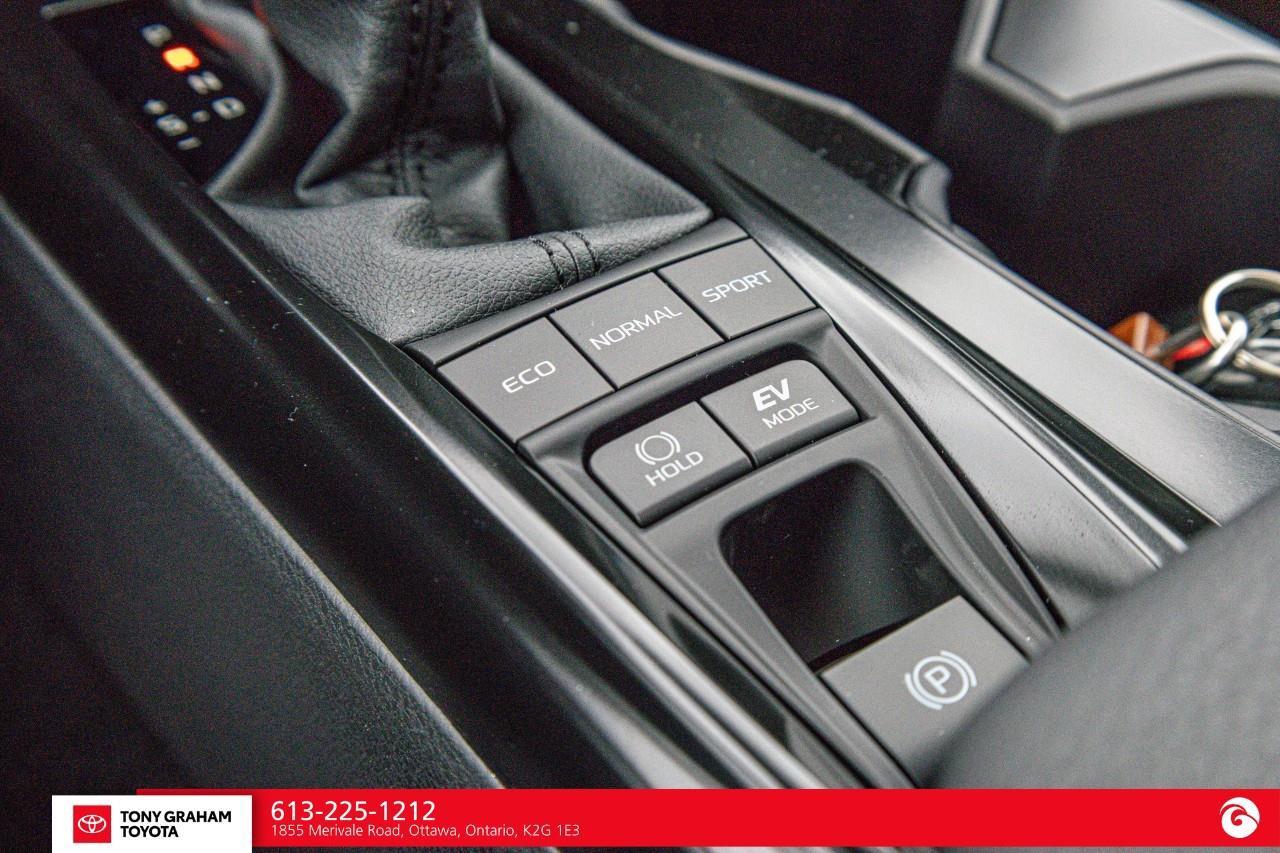 2026 Toyota Camry SE Upgrade Photo