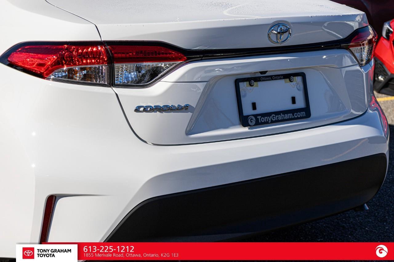 2027 Toyota Corolla L Photo