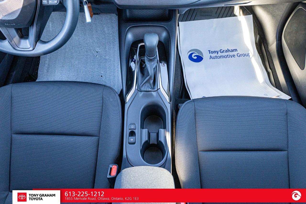 2027 Toyota Corolla L Photo