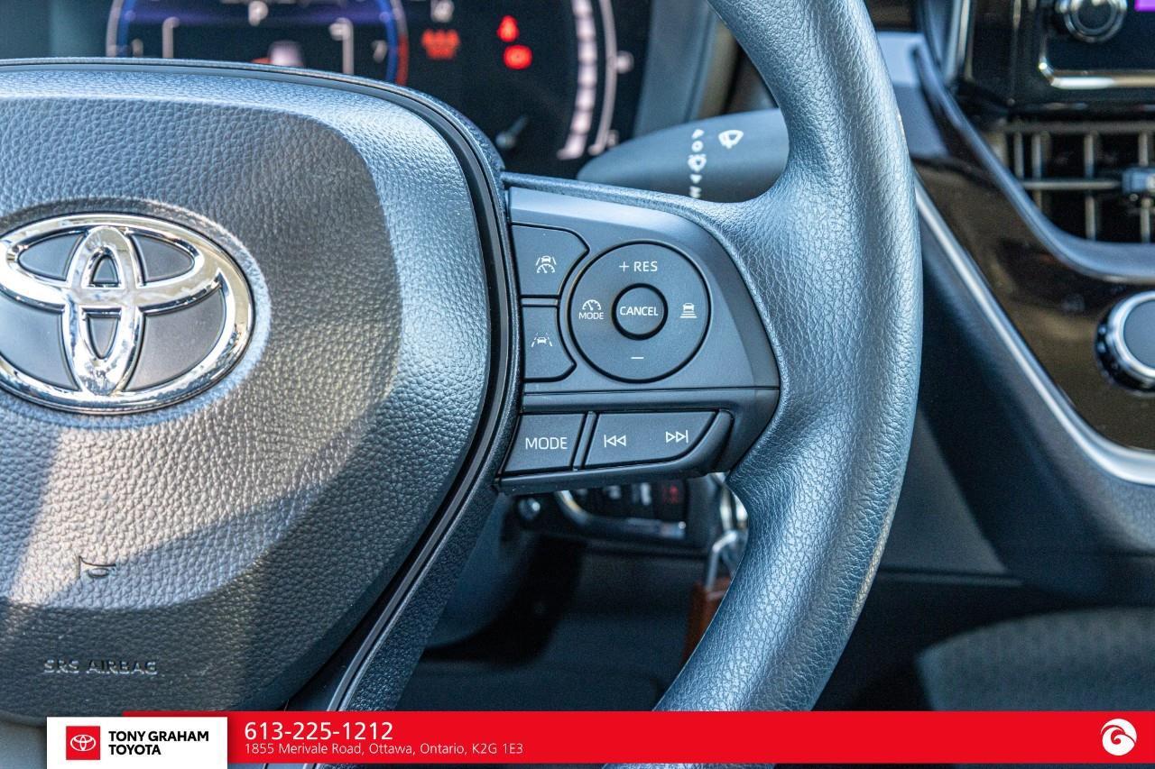 2027 Toyota Corolla L Photo