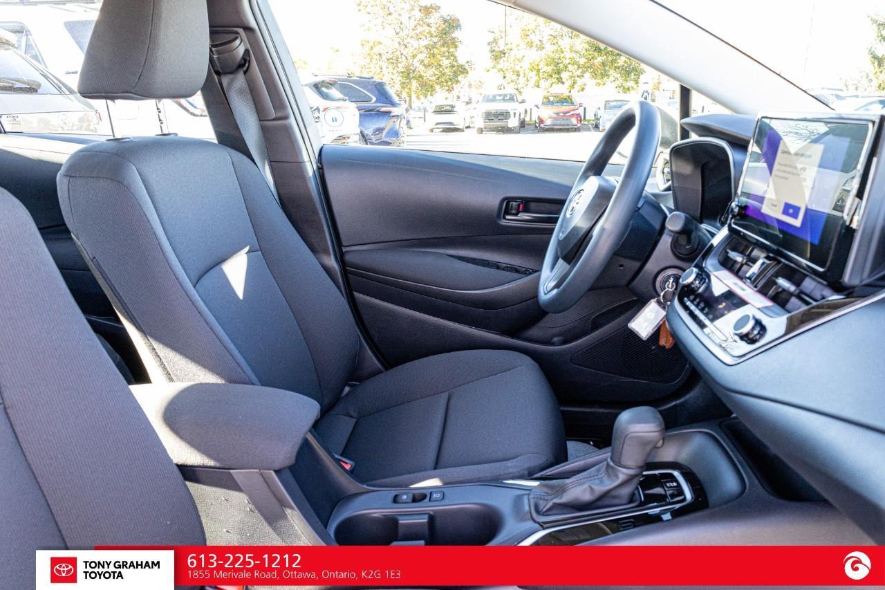 2027 Toyota Corolla L Photo