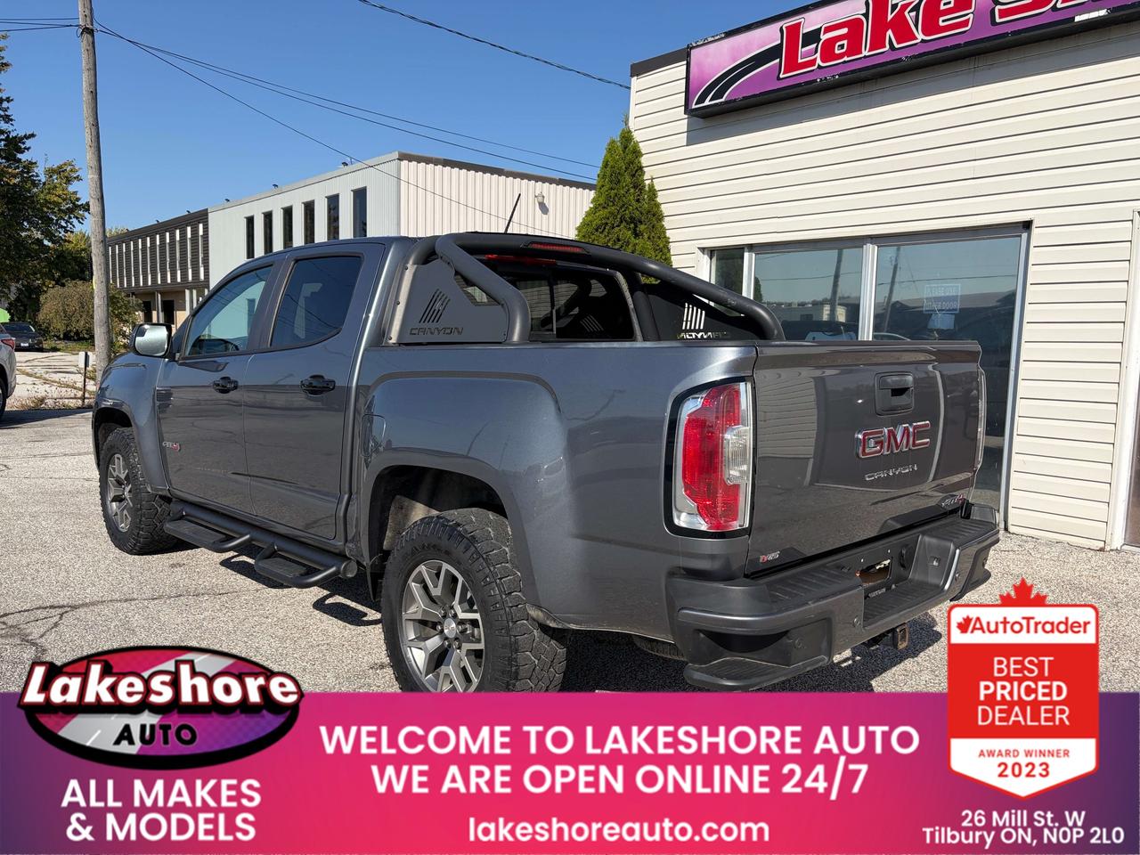 2021 GMC Canyon 4WD AT4 Leather Photo2