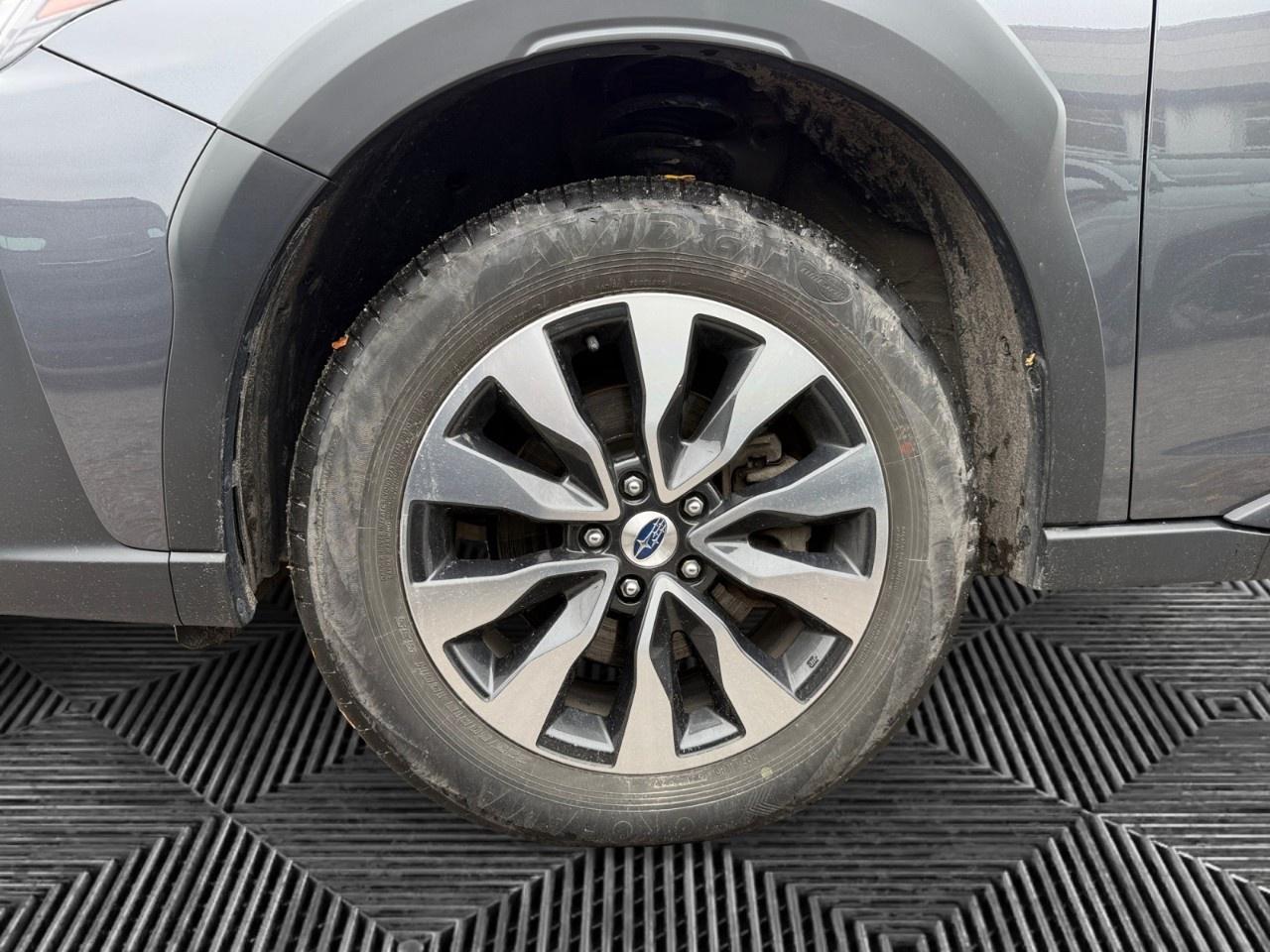 2023 Subaru Outback Premier XT CVT Photo