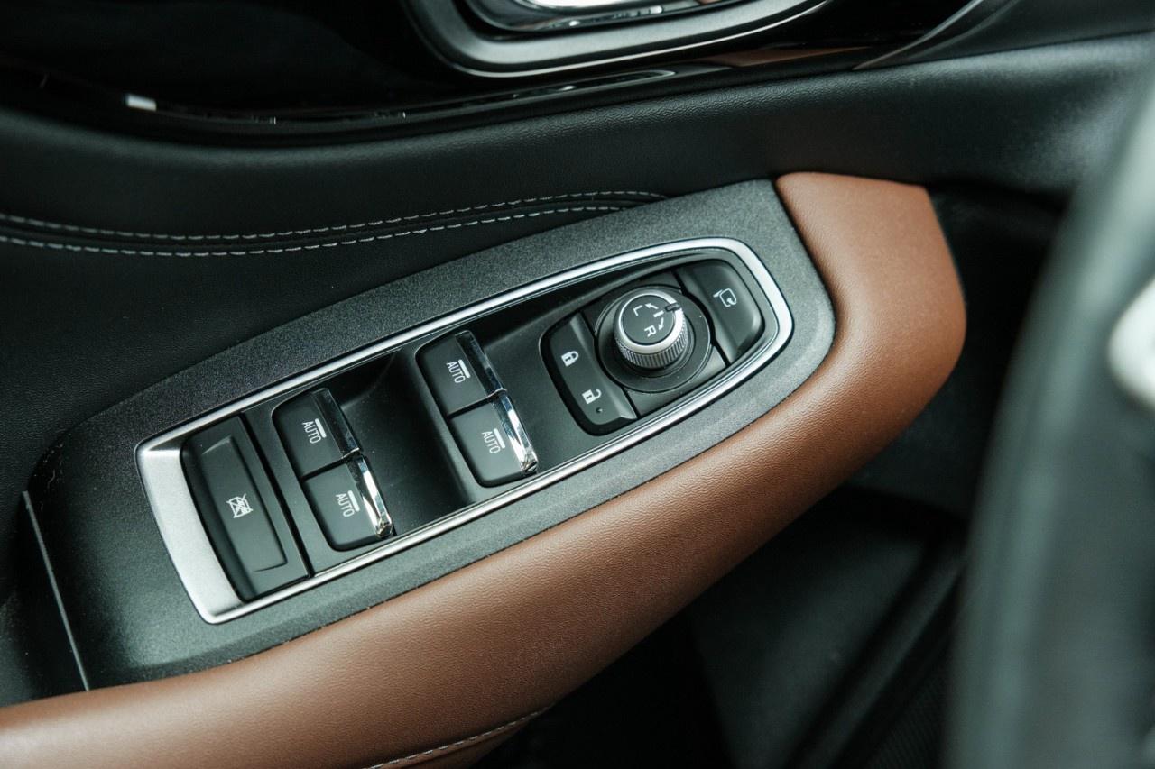 2023 Subaru Outback Premier XT CVT Photo
