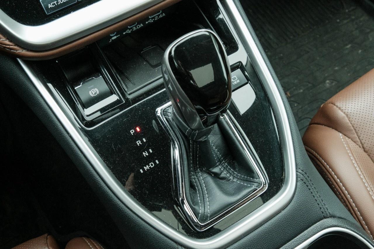 2023 Subaru Outback Premier XT CVT Photo