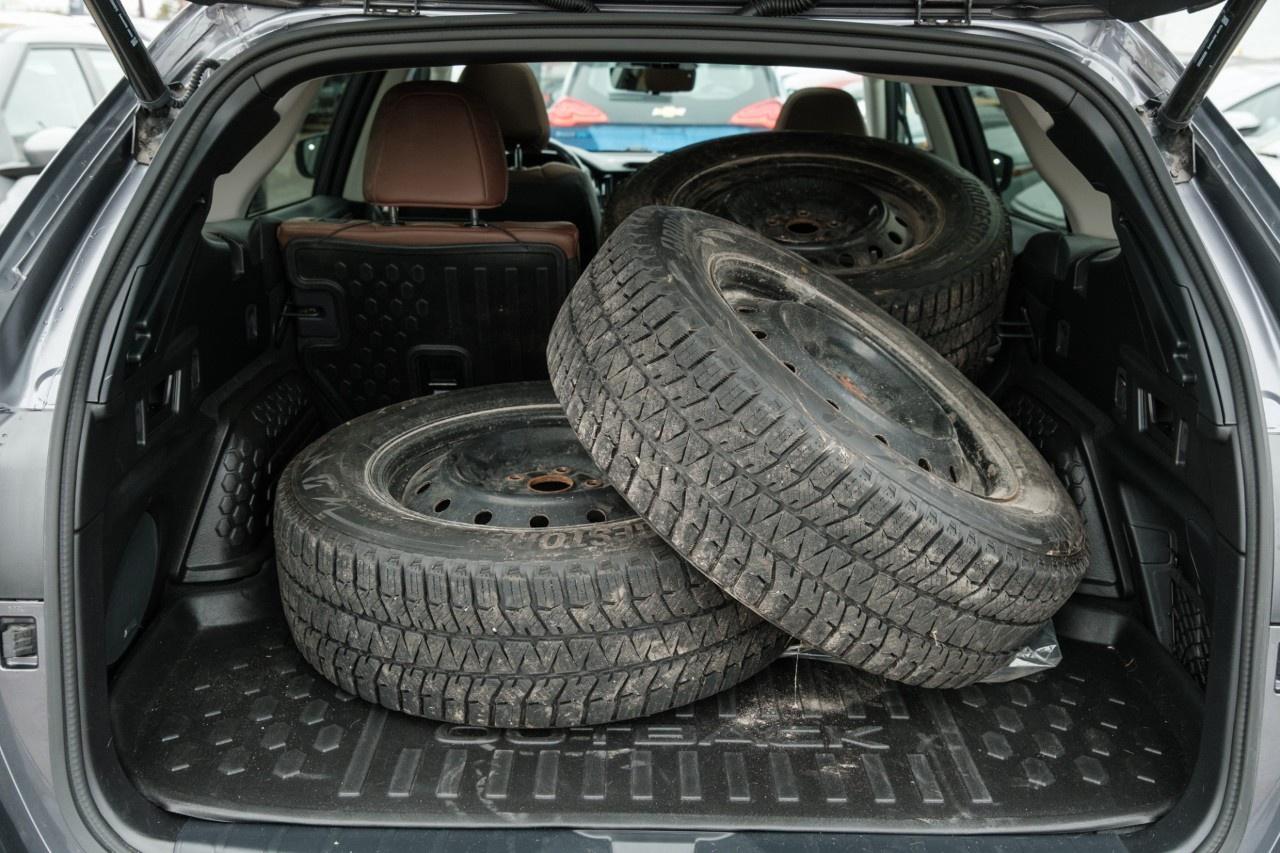 2023 Subaru Outback Premier XT CVT Photo