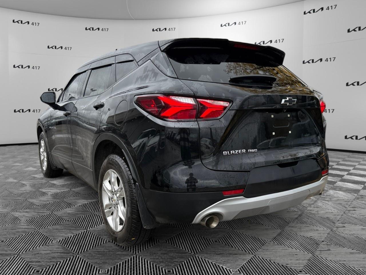 2020 Chevrolet Blazer AWD LT Photo2