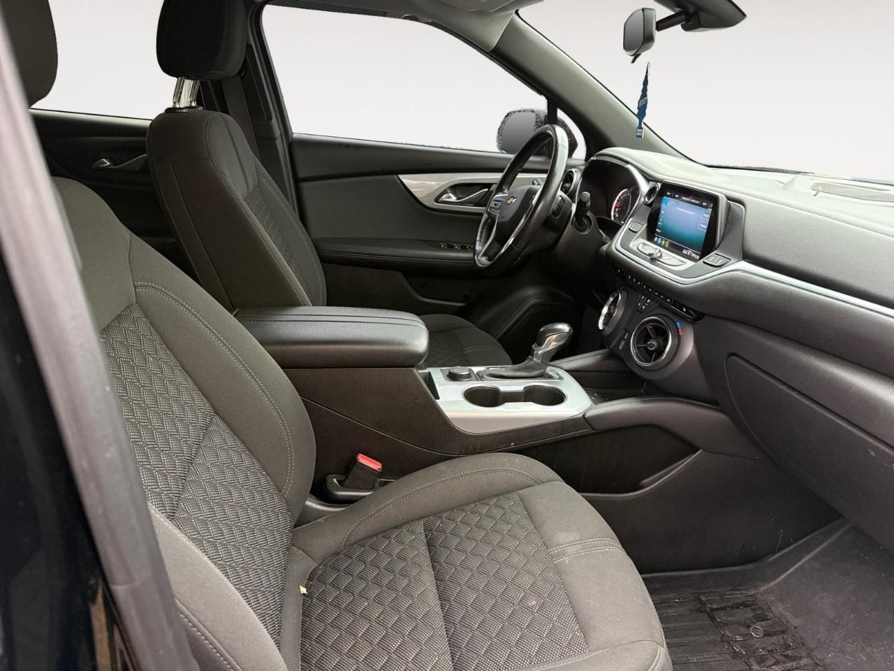 2020 Chevrolet Blazer AWD LT Photo