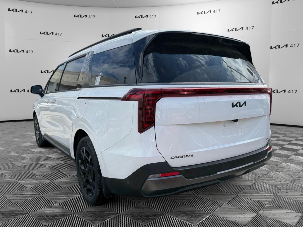 2027 Kia Carnival Hybrid SX  FWD Photo2