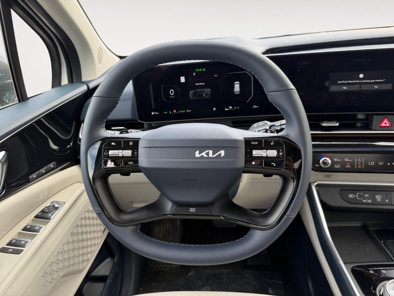 2027 Kia Carnival Hybrid SX  FWD Photo