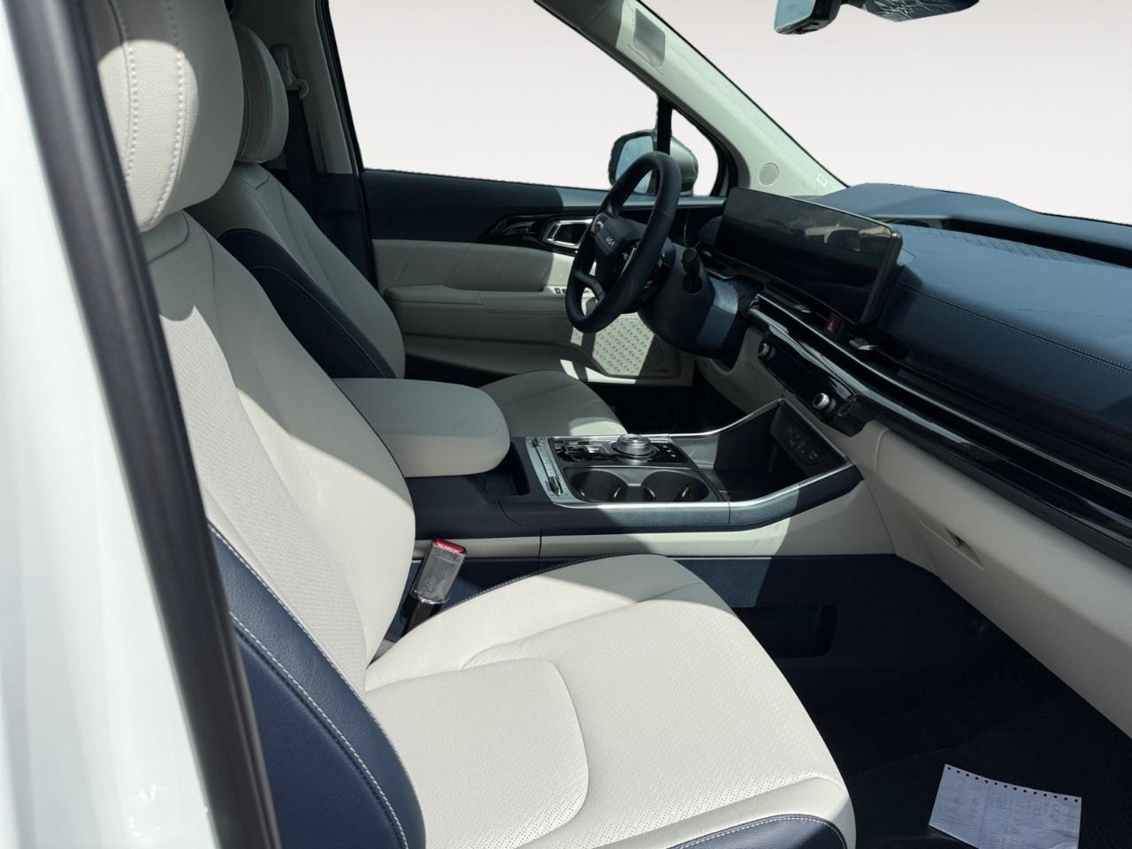 2027 Kia Carnival Hybrid SX  FWD Photo