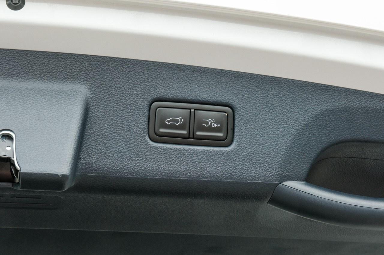 2027 Kia Carnival Hybrid SX  FWD Photo