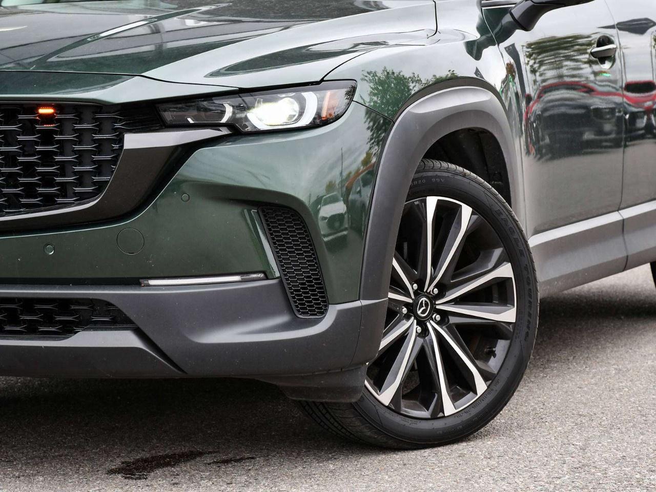 2025 Mazda CX-50 GT AWD Photo2