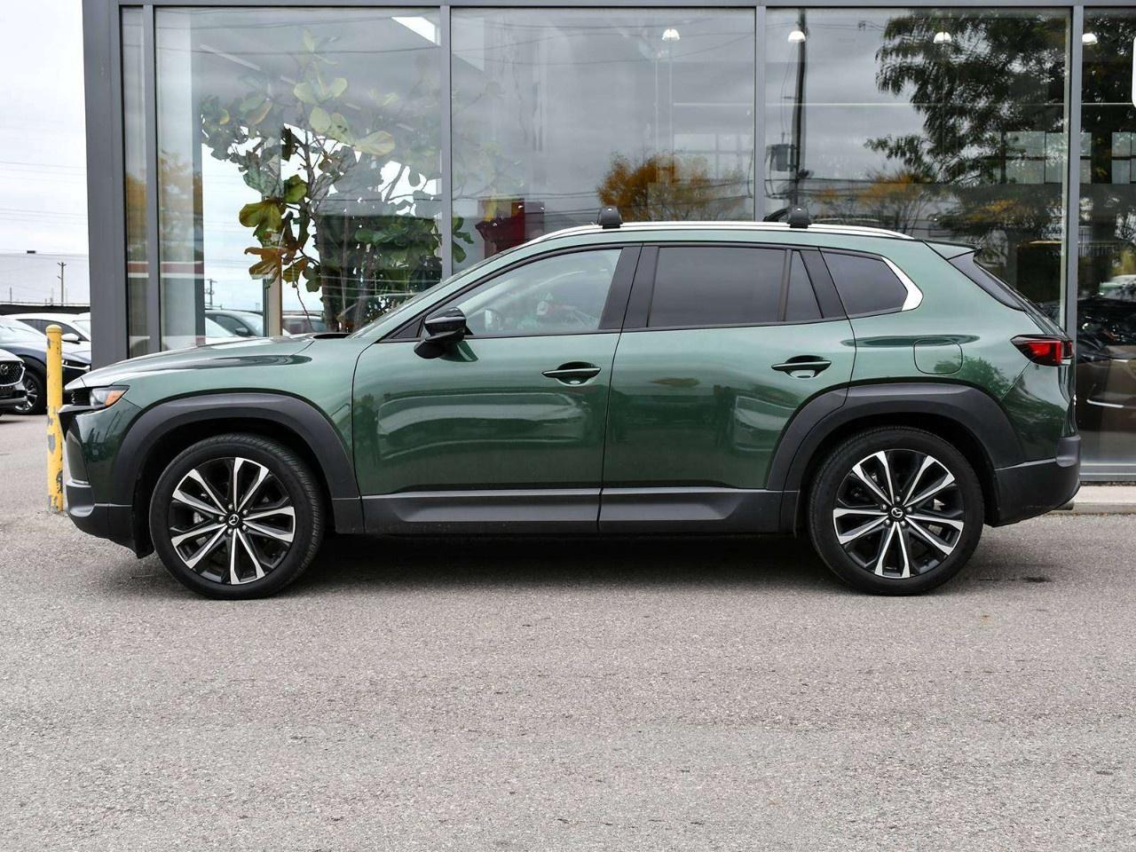 2025 Mazda CX-50 GT AWD Photo