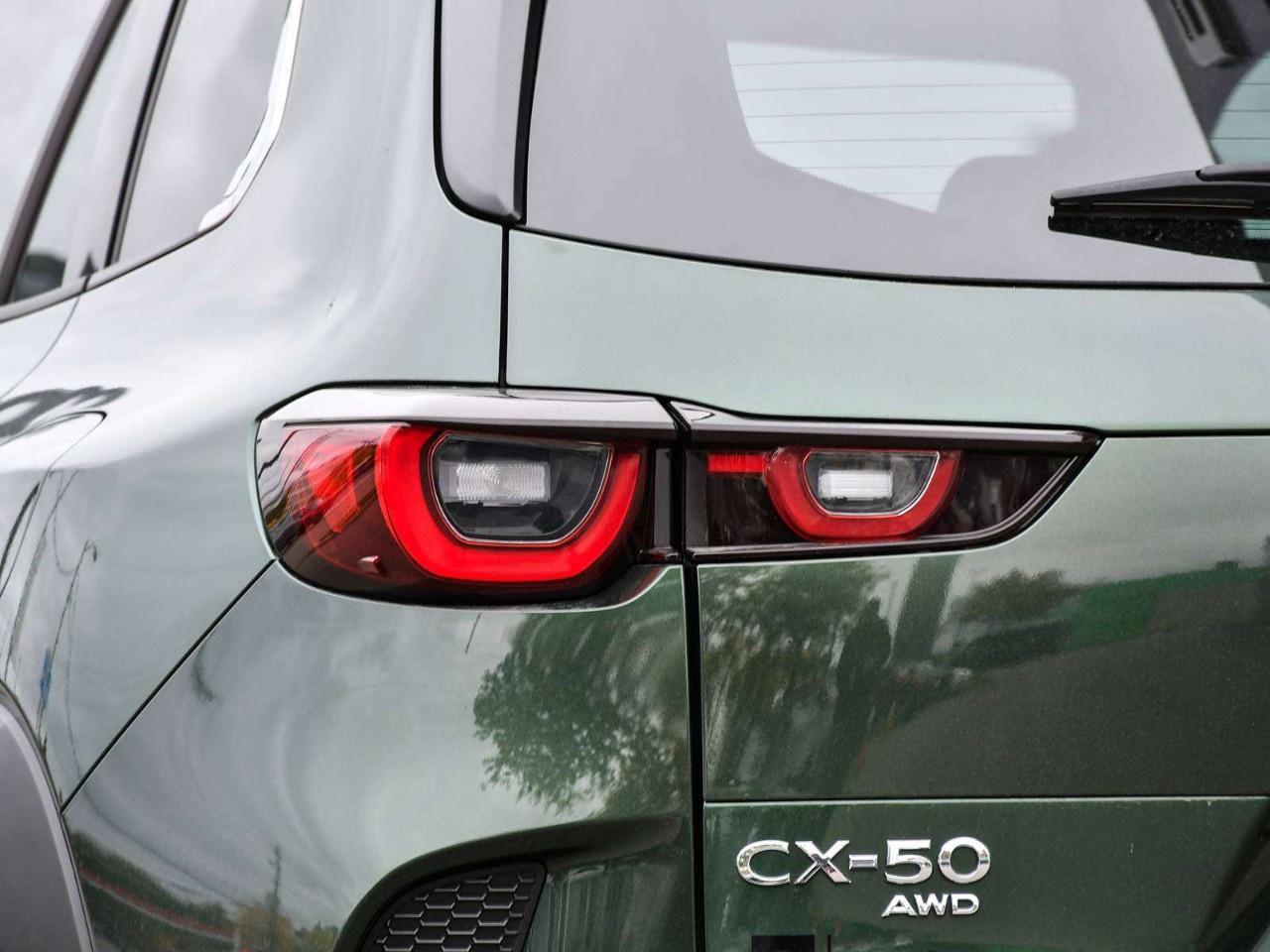 2025 Mazda CX-50 GT AWD Photo