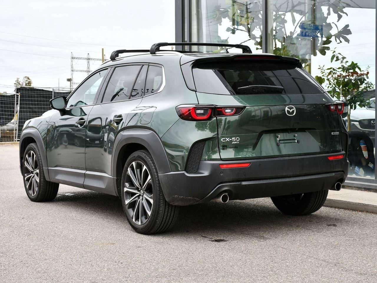 2025 Mazda CX-50 GT AWD Photo