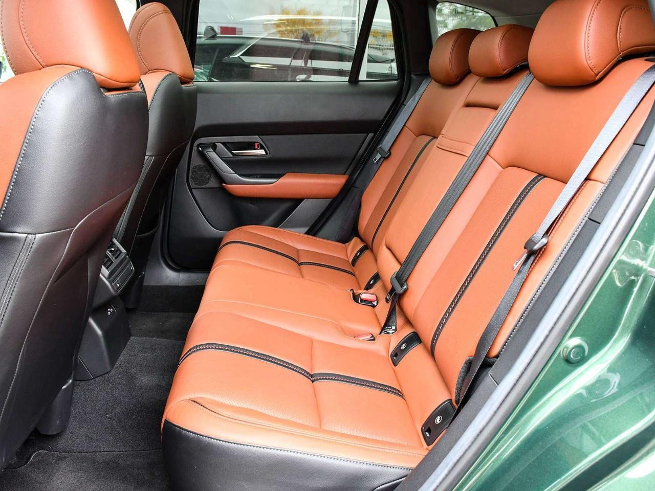 2025 Mazda CX-50 GT AWD Photo