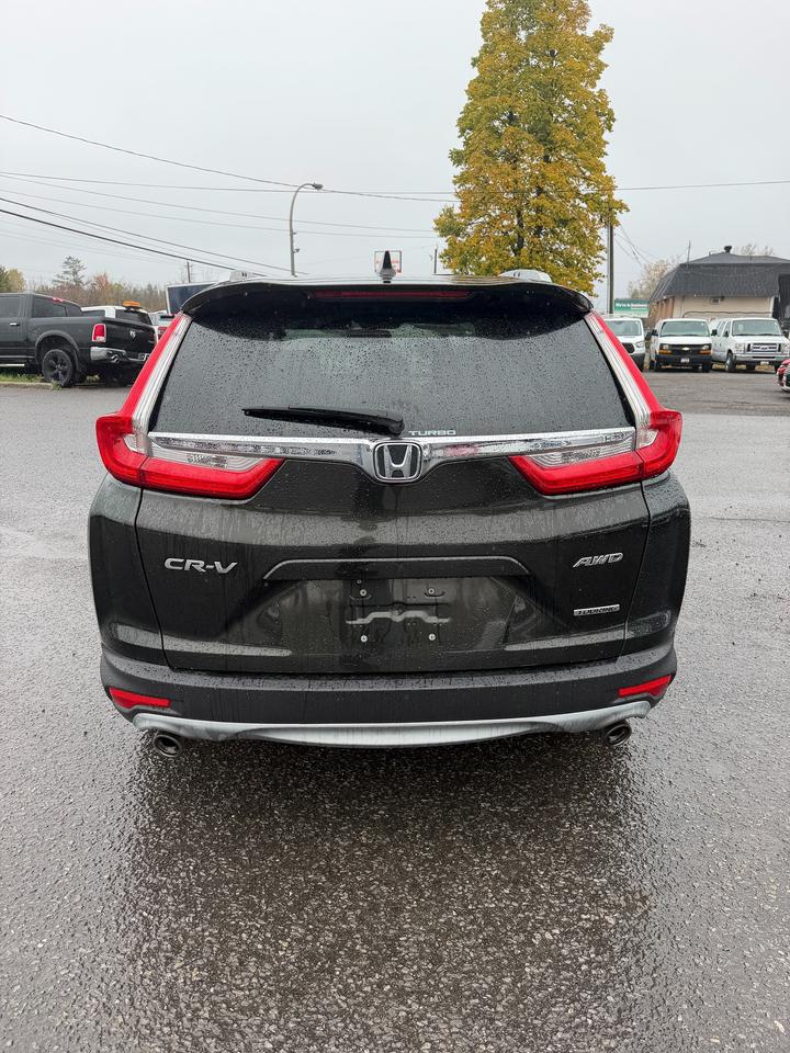 2017 Honda CR-V Touring Photo3