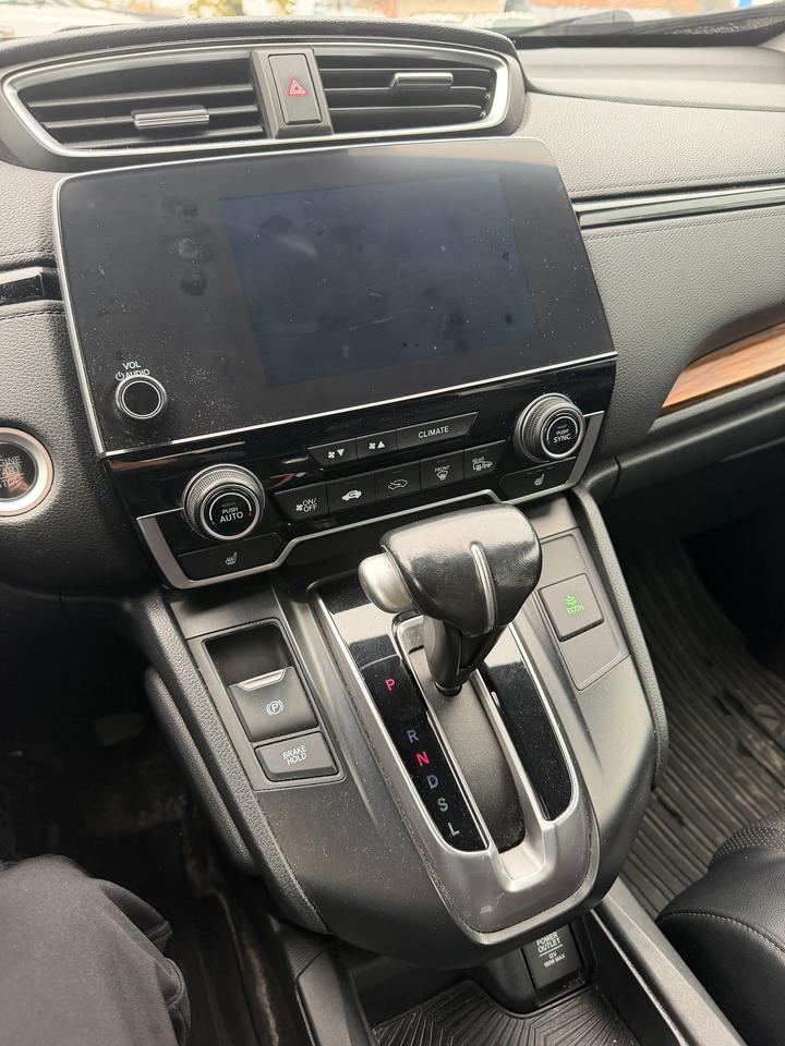 2017 Honda CR-V Touring Photo