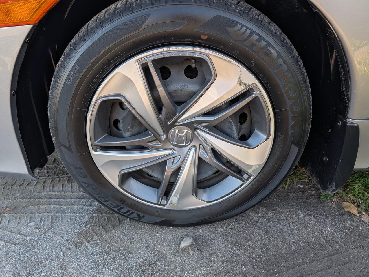 2020 Honda Civic LX Photo