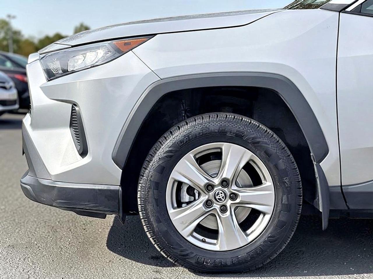 2022 Toyota RAV4 Hybrid LE AWD Photo