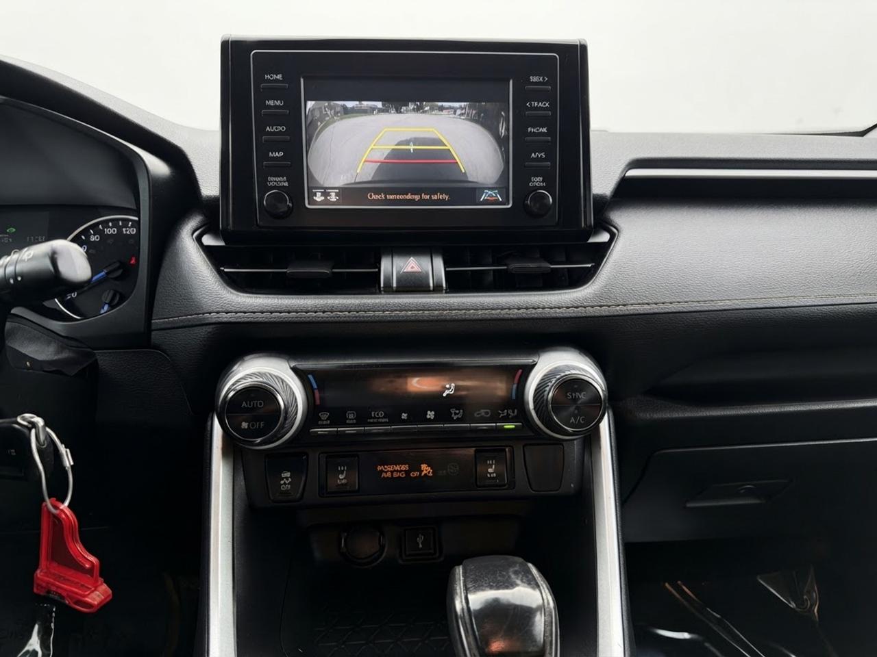 2022 Toyota RAV4 Hybrid LE AWD Photo