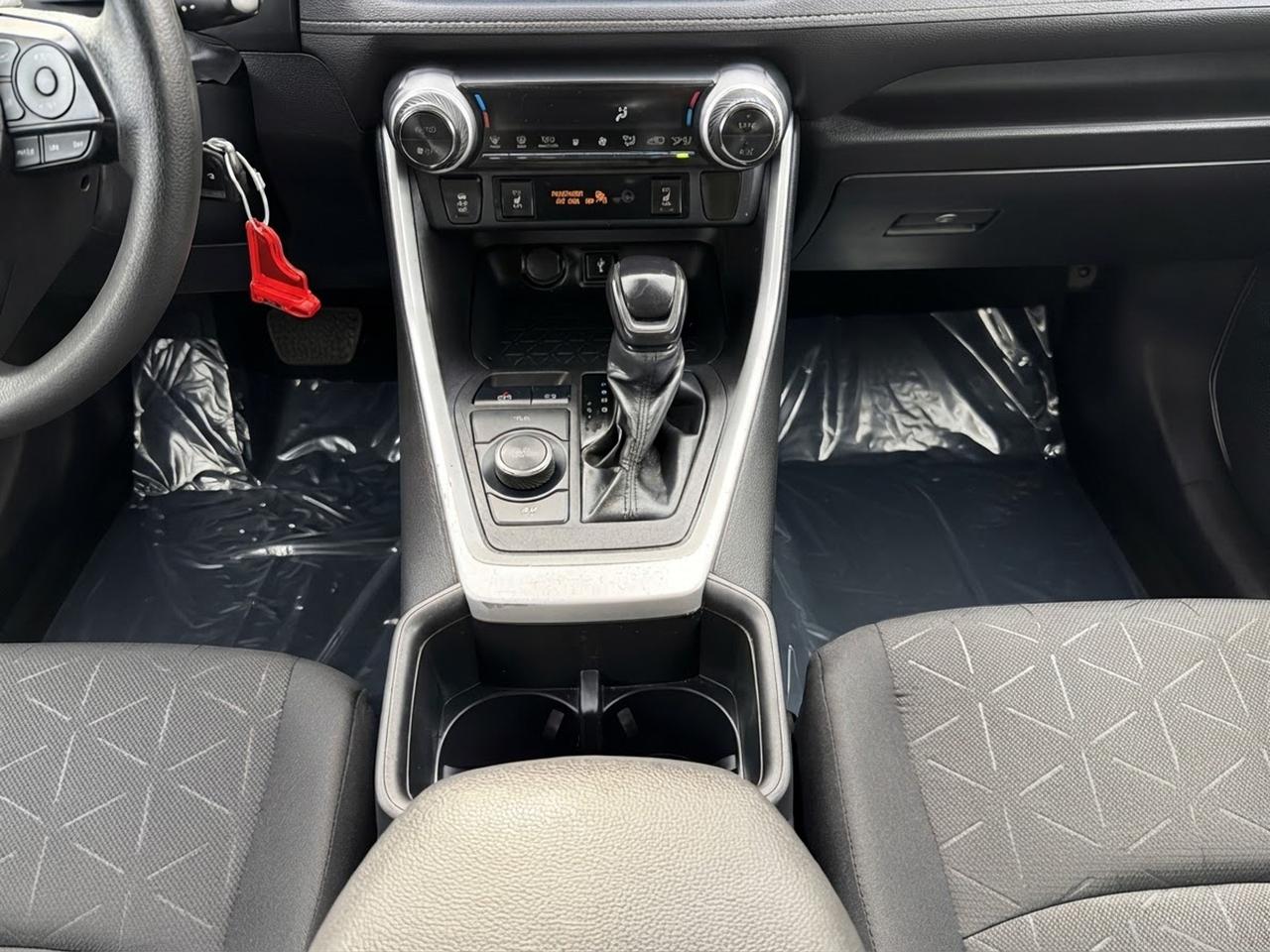 2022 Toyota RAV4 Hybrid LE AWD Photo